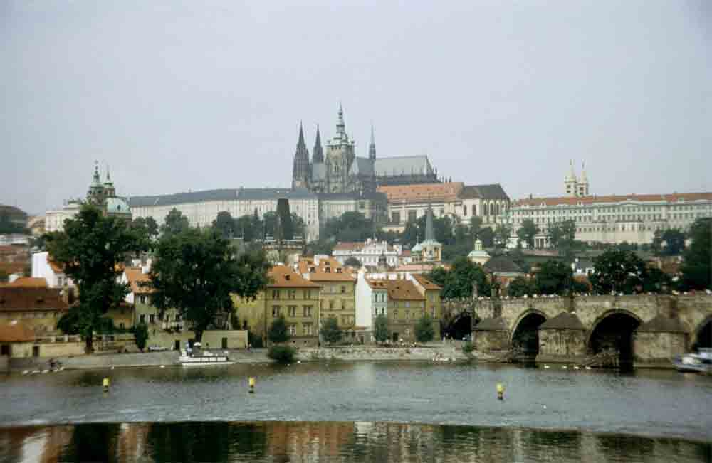 10 - Rep. Checa - Praga, panoramica